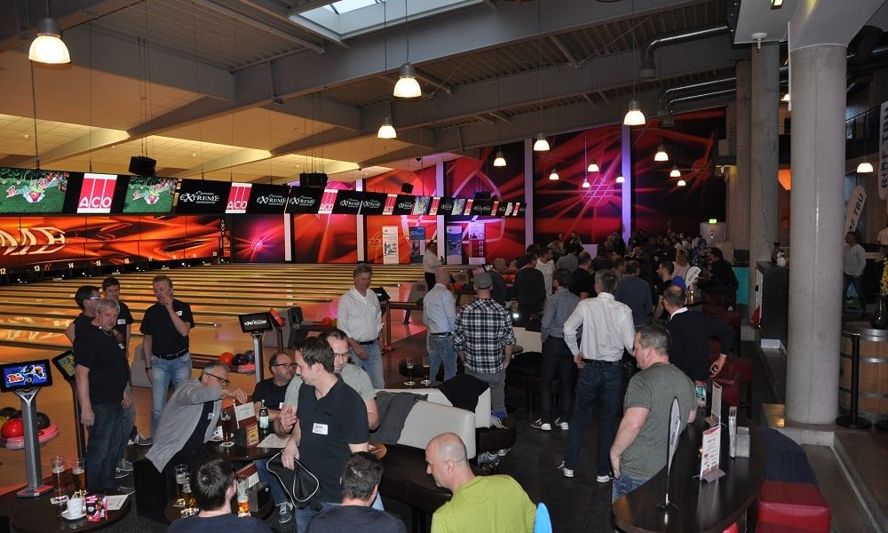 Volles Haus beim R+F Bowling Cup
