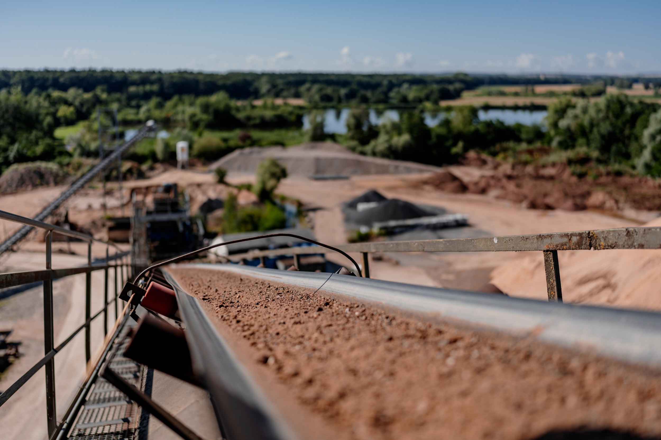 Unternehmensgruppe Glöckle erhält Genehmigung für Sand- und Kiesabbau in Grafenrheinfeld bei Schweinfurt